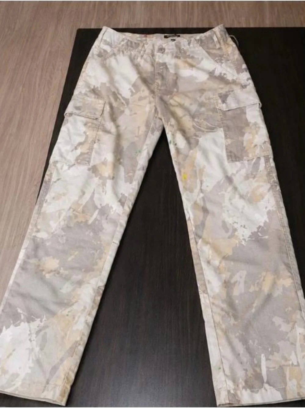 True Religion Men's Gray & Tan Paint-Splatter Cargo Pants